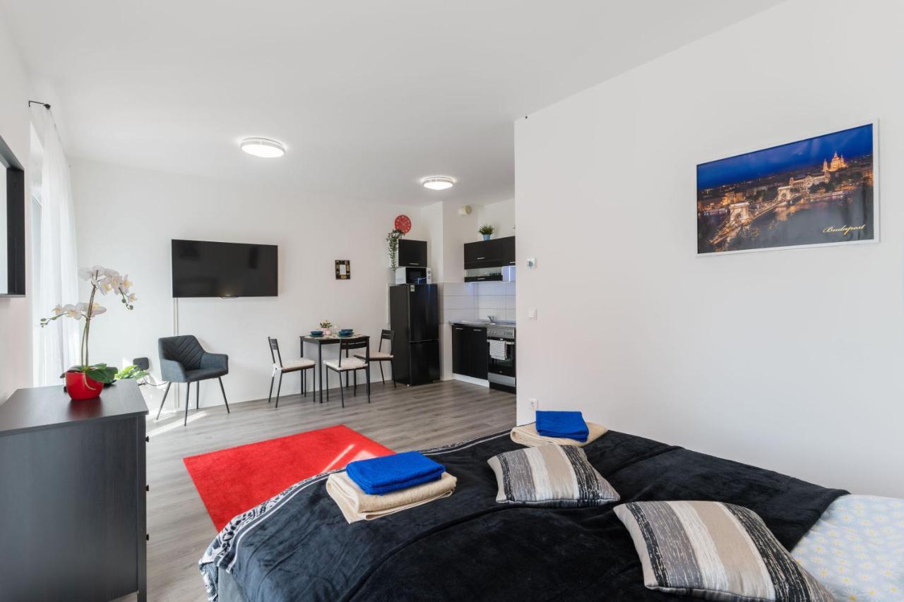 New Blue Danube Apartment With Balcony And Parking Budapeşte Dış mekan fotoğraf