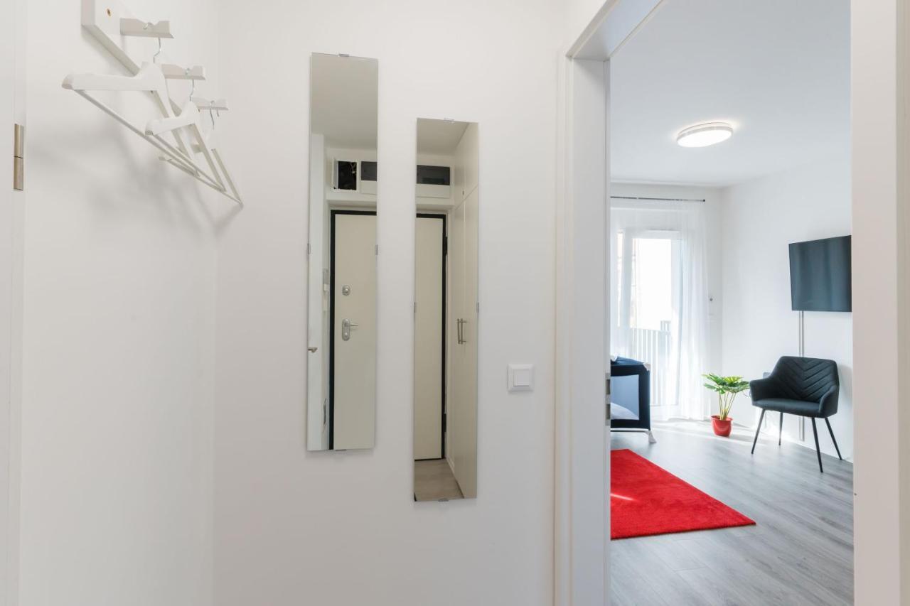 New Blue Danube Apartment With Balcony And Parking Budapeşte Dış mekan fotoğraf