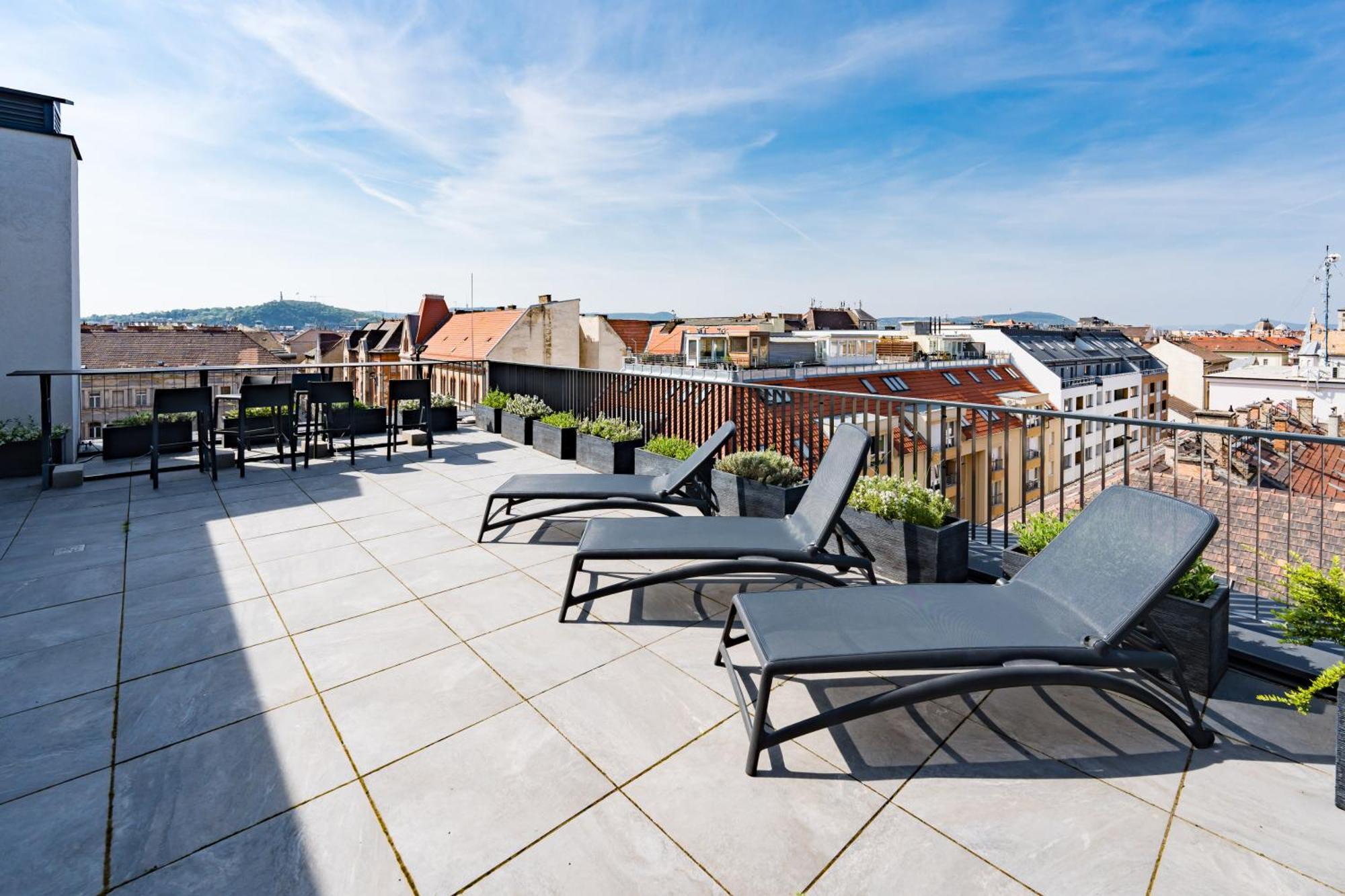 New Blue Danube Apartment With Balcony And Parking Budapeşte Dış mekan fotoğraf